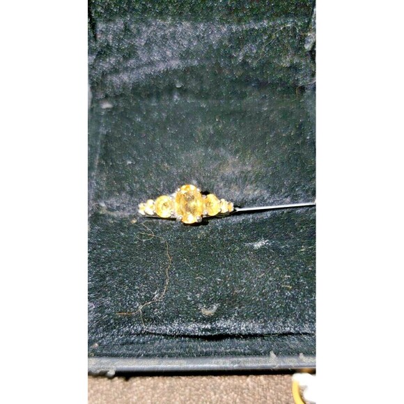 Cushion cut center Citrine gemstone w 6 faceted Sterling Silver, 9.5 - Picture 2 of 12